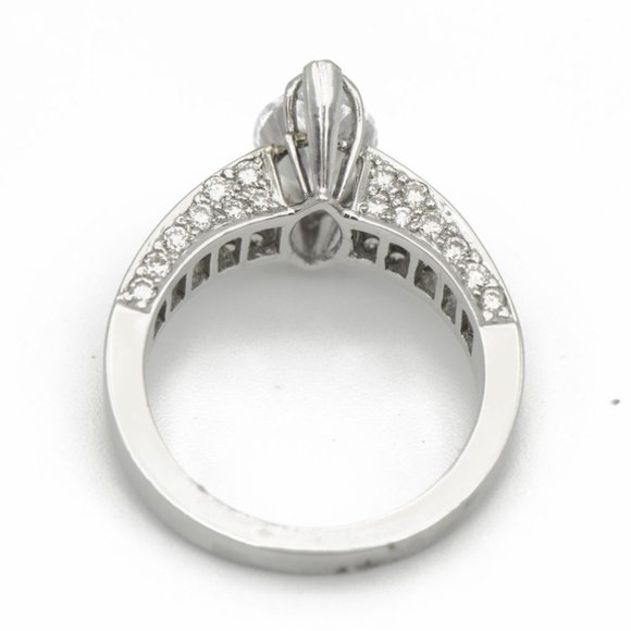 18k White Gold Marquise & Baguette Engagement Ring - Picture 3 of 3